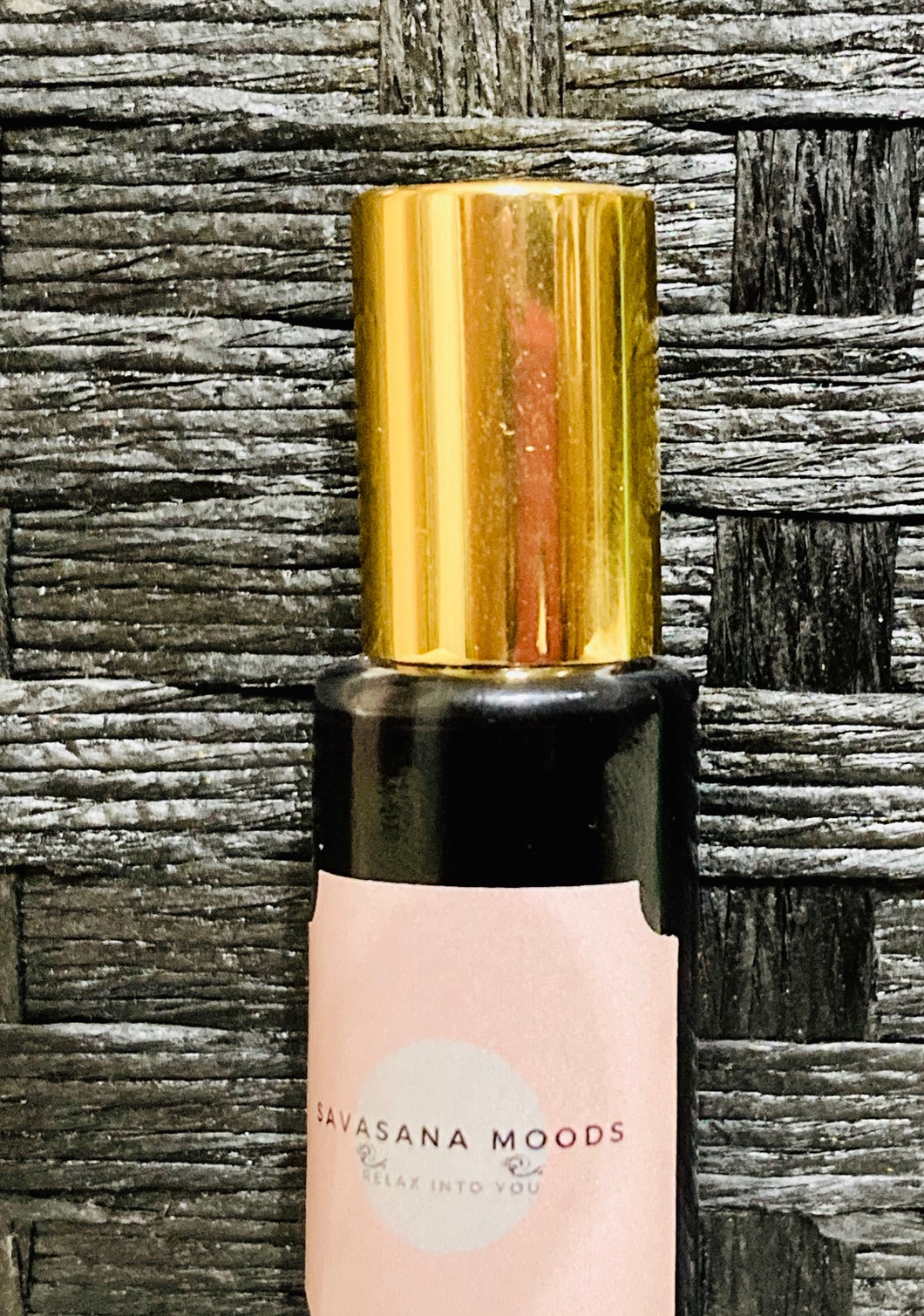 Fragrance - SM24 - A warm and spicy scent that commands attention.